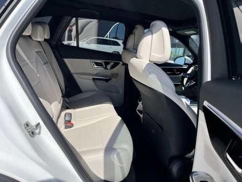 New 2026 Mercedes-Benz GLC 300 image 20