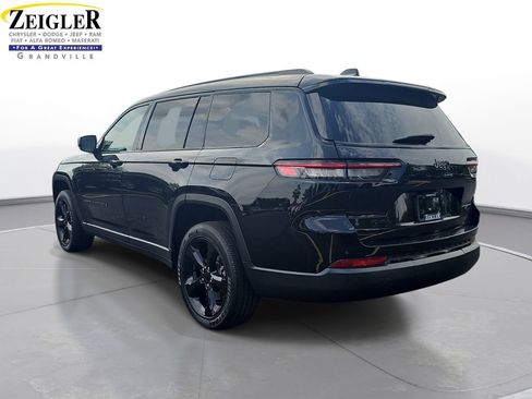 Used 2023 Jeep Grand Cherokee L Laredo AWD/4WD image 7