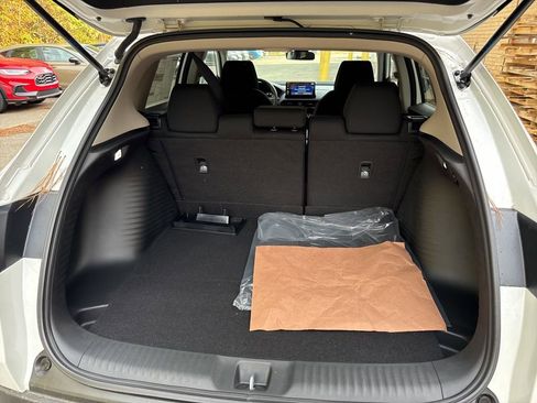 New 2026 Honda HR-V LX image 11