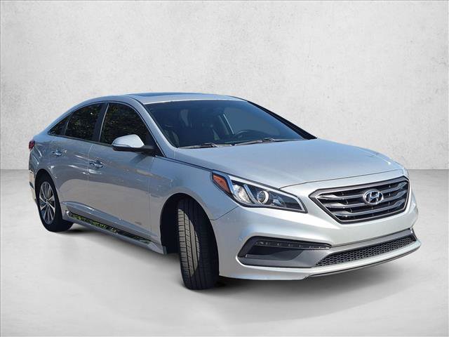 Used 2016 Hyundai Sonata Sport w/ Option Group 03 FWD image 3