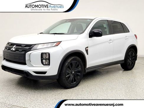 Used 2024 Mitsubishi Outlander Sport LE image 1