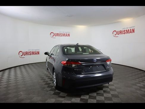 Used 2023 Toyota Corolla LE w/ Carpet Mat Package (TMS) FWD image 9