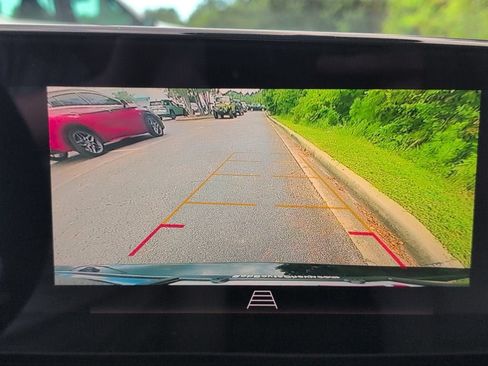 Used 2024 Buick Encore GX Avenir w/ Avenir Convenience Package FWD image 21