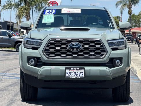 Used 2023 Toyota Tacoma TRD Sport w/ Black Out Package (TMS) AWD/4WD image 11