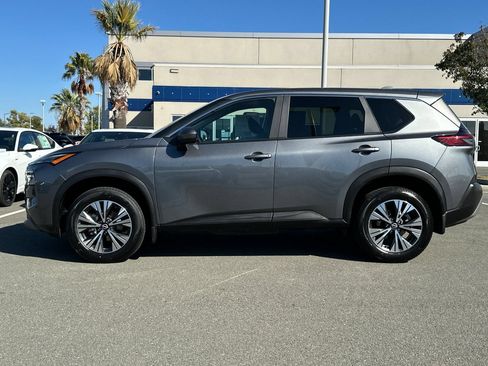 Used 2023 Nissan Rogue SV FWD image 7