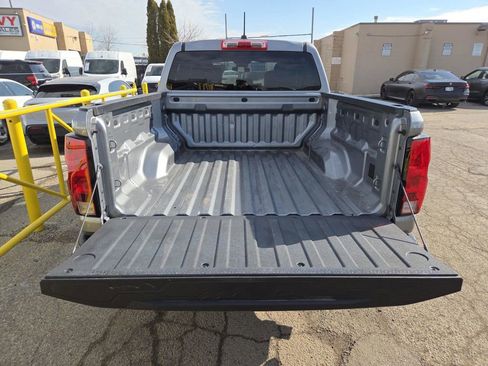 Used 2023 Chevrolet Colorado W/T image 15