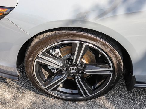 Used 2025 Honda Accord Sport image 7