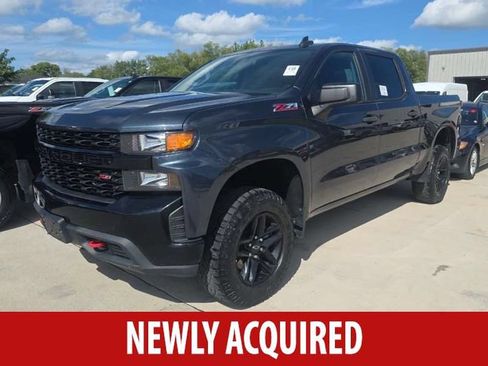 Used 2019 Chevrolet Silverado 1500 Custom Trail Boss w/ Custom Convenience Package AWD/4WD image 1