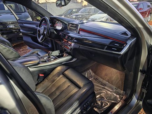 Used 2015 BMW X6 M w/ Executive Package image 20