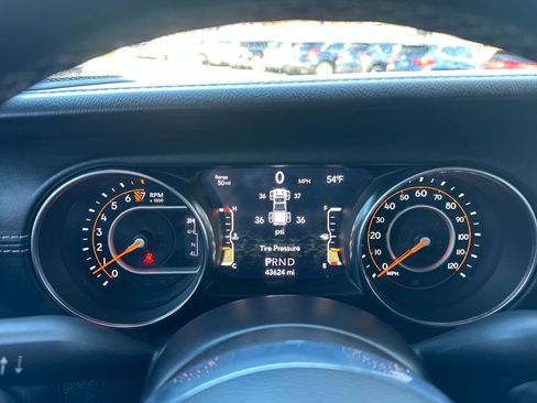 Used 2021 Jeep Gladiator Overland w/ Popular Equipment Package image 22