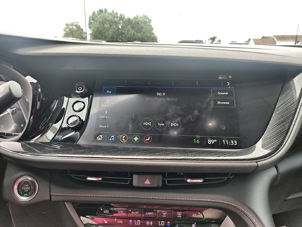 Used 2022 Buick Envision Preferred FWD image 16