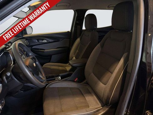Used 2022 Chevrolet TrailBlazer LT FWD image 29