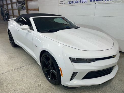 Used 2016 Chevrolet Camaro LT w/ Technology Package image 3