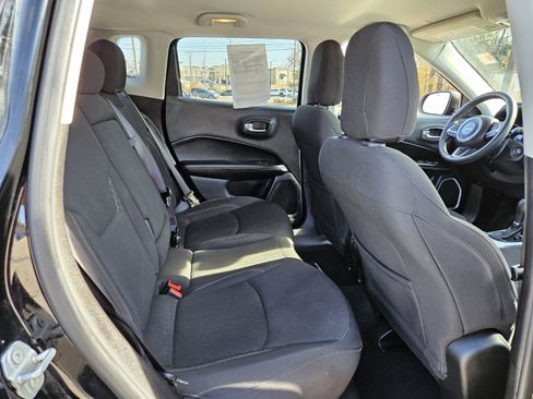 Used 2021 Jeep Compass Sport image 18