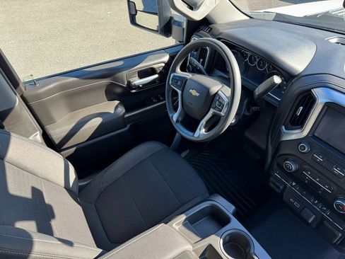 Used 2021 Chevrolet Silverado 3500 LT image 27