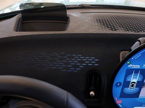 Used 2025 MINI Cooper S image 51