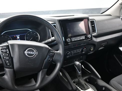 Used 2022 Nissan Frontier SV RWD image 24