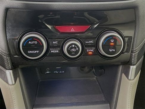 Used 2021 Subaru Forester Limited w/ Popular Package #3 image 17