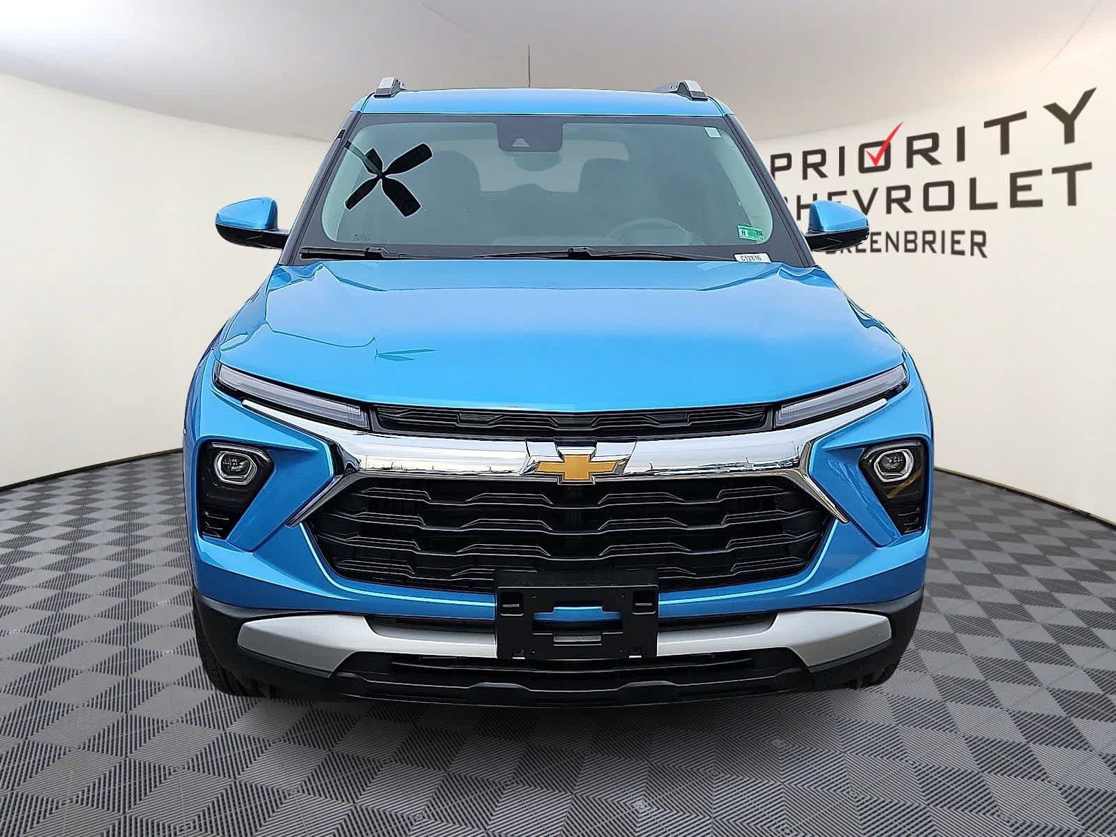New 2026 Chevrolet TrailBlazer LT AWD/4WD image 2