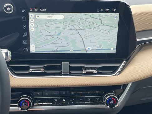 New 2026 Chevrolet Equinox ACTIV w/ Convenience Package III FWD image 20