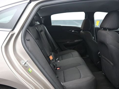 Used 2024 Chevrolet Malibu LT image 14