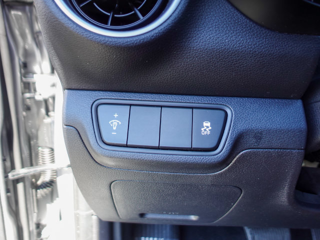 Used 2022 Kia Forte LXS FWD image 16