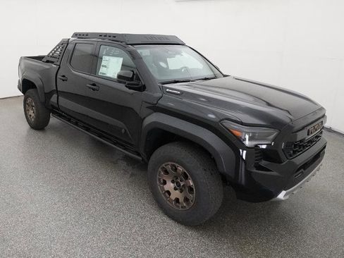 New 2025 Toyota Tacoma Trailhunter image 29