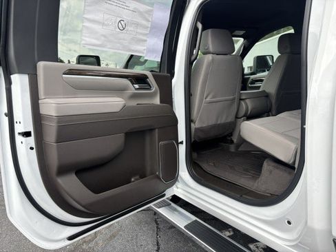New 2026 GMC Sierra 2500 SLE w/ SLE Value Package; AWD/4WD image 29
