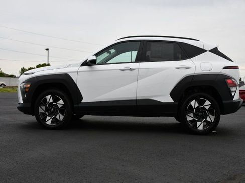 Used 2024 Hyundai Kona SEL AWD/4WD image 4