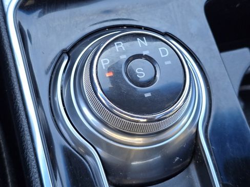 Used 2019 Ford Edge ST w/ Convenience Package image 31