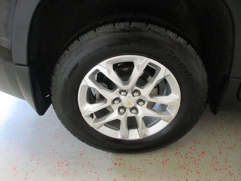 Used 2018 Chevrolet Traverse LT AWD/4WD image 30