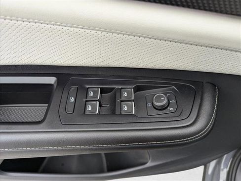 Used 2024 Volkswagen Atlas Cross Sport SEL Premium R-Line image 10