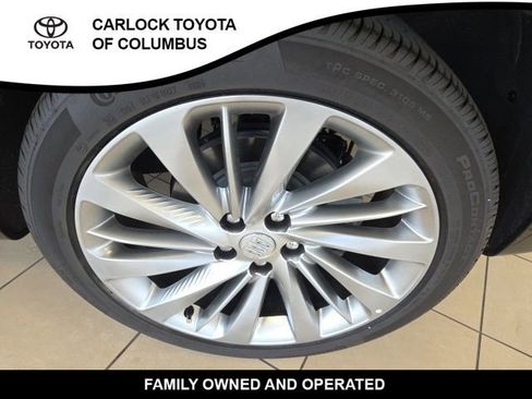 Used 2024 Buick Envision Avenir AWD/4WD image 10