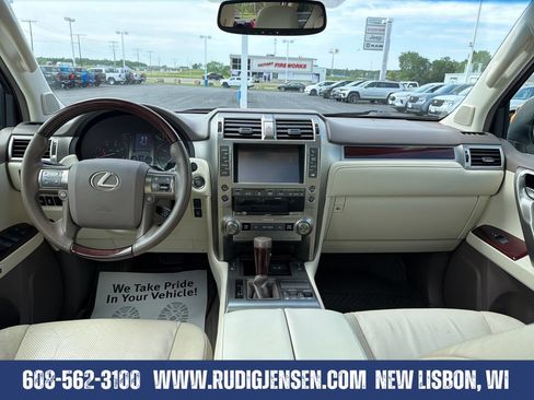 Used 2018 Lexus GX 460 Premium w/ Premium Package AWD/4WD image 12