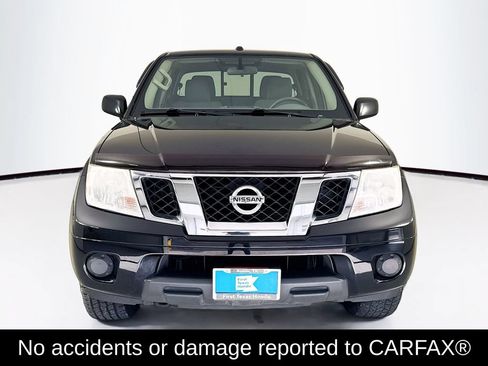 Used 2018 Nissan Frontier SV AWD/4WD image 2