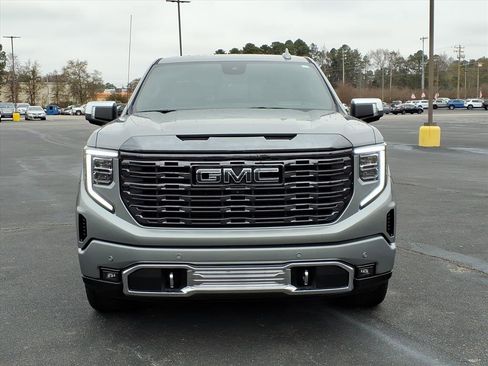 Used 2023 GMC Sierra 1500 Denali Ultimate image 2