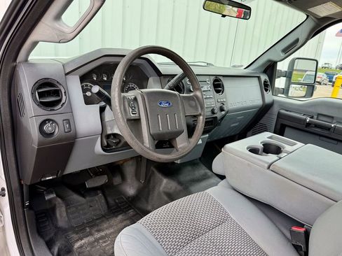 Used 2015 Ford F250 XL w/ Power Equipment Group image 10