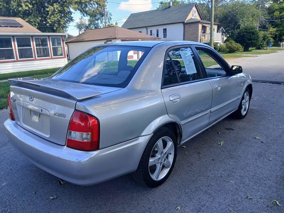 Used 2003 MAZDA Protege FWD image 5