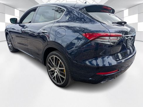 Used 2022 Maserati Levante GT AWD/4WD image 5