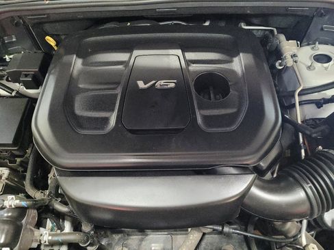 Used 2018 Jeep Grand Cherokee Limited AWD/4WD image 30