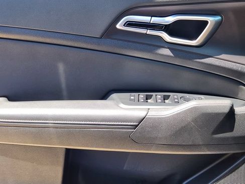Certified 2026 Kia Sportage EX FWD image 24
