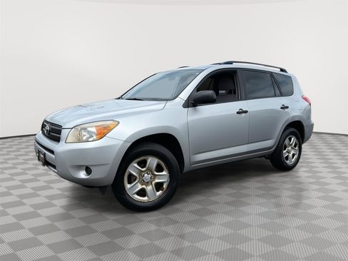 Used 2008 Toyota RAV4 2WD image 1