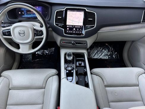Used 2023 Volvo XC90 T8 Ultimate w/ Protection Package Premier AWD/4WD image 14