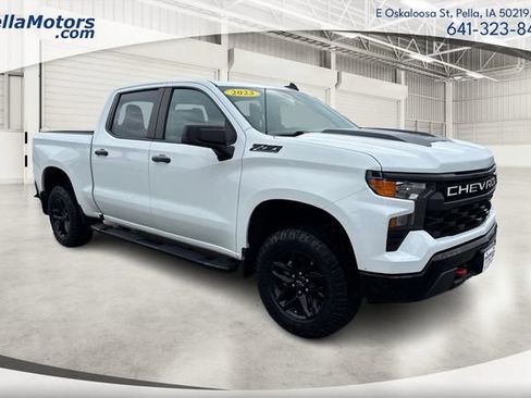 Used 2023 Chevrolet Silverado 1500 Custom Trail Boss w/ LPO, Dark Essentials Package AWD/4WD image 1