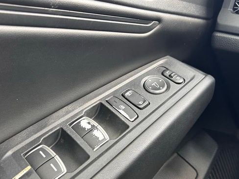 Used 2023 Honda Accord EX image 15