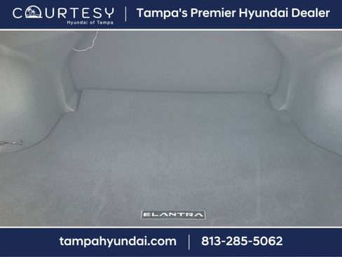 Certified 2025 Hyundai Elantra Sport image 7