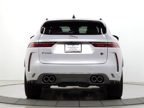 Used 2021 Jaguar F-PACE SVR image 7