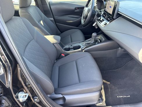 Certified 2025 Toyota Corolla LE w/ Carpet Mat Package (TMS) FWD image 13