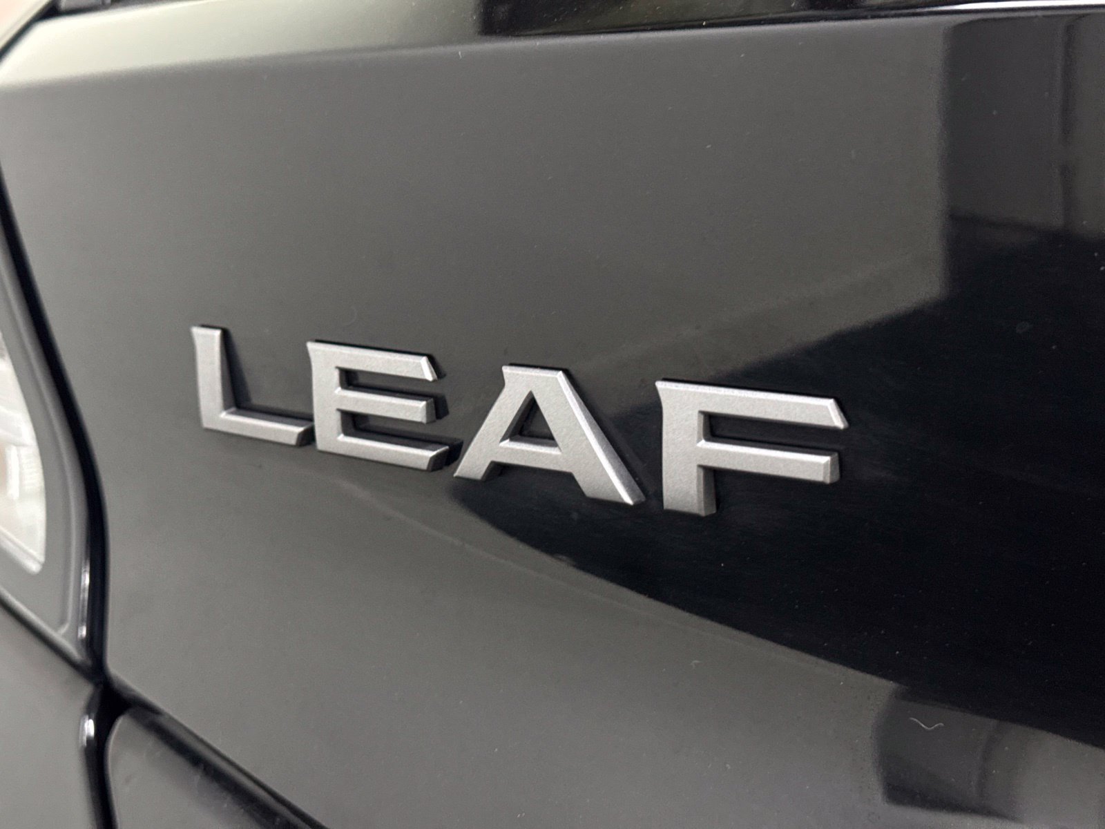 Certified 2023 Nissan Leaf S FWD image 11