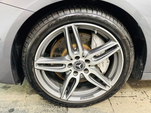 Used 2019 Mercedes-Benz E 450 E 450 4MATIC AWD 4dr Wagon image 31